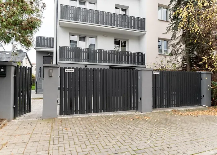 Uroczy, Przytulny Poddasze Aparthotel Radom